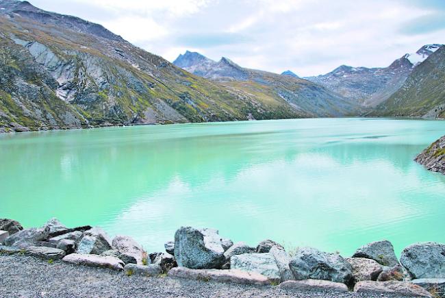 Weniger produziert. Stausee Mattmark der Kraftwerke Mattmark AG