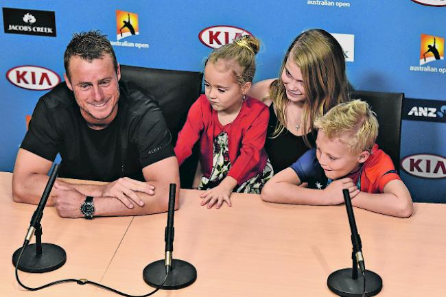 Keine Schwächen. Der zurückgetretene Australier Lleyton Hewitt mit Kindern Ava, Mia und Cruz.