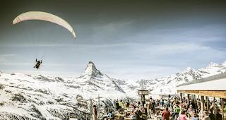 Blue Lounge: eine der sechs Stages f&uuml;r junge Musiker w&auml;hrend des Zermatt Unplugged vom 5. bis 10. April.