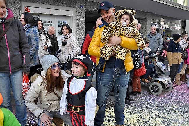 Impressionen des Natischer Kinderumzugs.