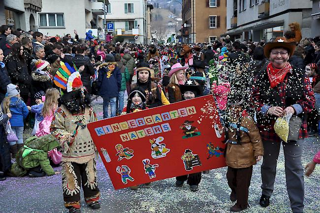 Impressionen des Natischer Kinderumzugs.