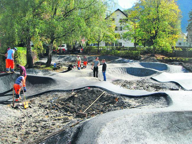 Beispiel. Velosolution bei Bauarbeiten des Pumptracks in Chur.