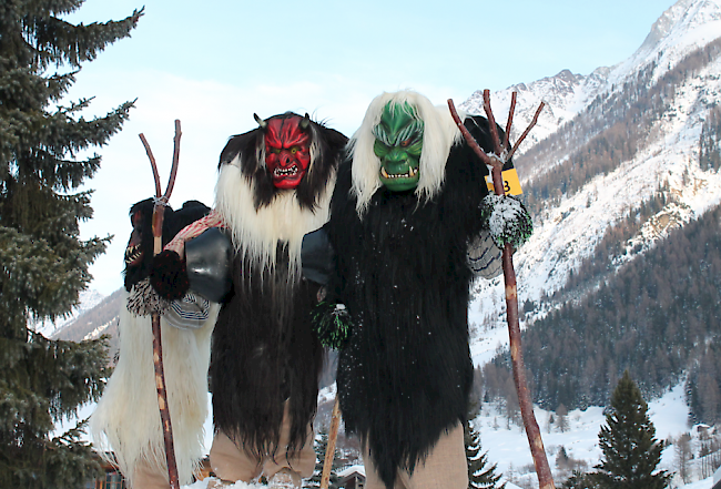 Fasnachtsumzug in Wiler im Lötschental vom Samstag.