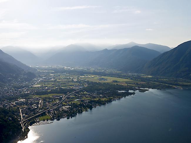 Damit Locarno an die Nationalstrasse A2 angebunden ist, soll einmal ein Tunnel durch die Magadinoebene gebaut werden. Am Montag nahm das Projekt im Tessiner Parlament eine erste Hürde.