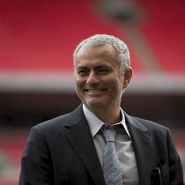 José Mourinho dürfte bald wieder auf der Trainerbank auftauchen. Wo es den 53-jährigen Portugiesen nach seiner Entlassung bei Chelsea im vergangenen Dezember hinzieht, ist jedoch noch unklar