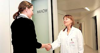 Weil das Seniorenzentrum zahlt gibt es in Naters weiterhin notfallm&auml;ssige Hausarztbesuche.