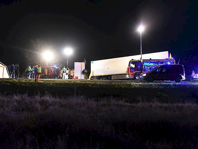 Hier starben zwölf Menschen aus der Schweiz: Die Unfallstelle zwischen Moulins und Montbeugny.