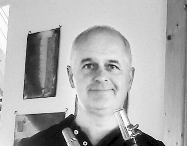 Saxofonist. Robert Zimmermann spielt am Samstag in der Dreikönigskirche Visp.