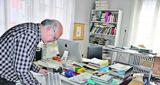 Nostalgie. Beim Durchst&ouml;bern findet Ressortleiter Ausland/Schweiz Stefan Eggel das eine oder andere Bild, das an vergangene Reportagen und spezielle Ereignisse erinnert. 