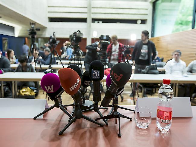 Die Ermittlungsbehörden informieren über die neusten Entwicklungen im Vierfachmord von Rupperswil AG.