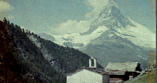 Farbfotografie von Robert Doebeli mit Findeln als Sujet. Entstanden zwischen 1910 bis 1930.