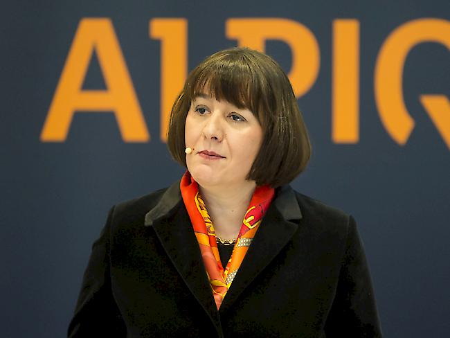 Alpiq-Chefin Jasmin Staiblin muss Wasserkraftwerke verkaufen, um die Verschuldung des Energiekonzerns zu reduzieren. (Archivbild)