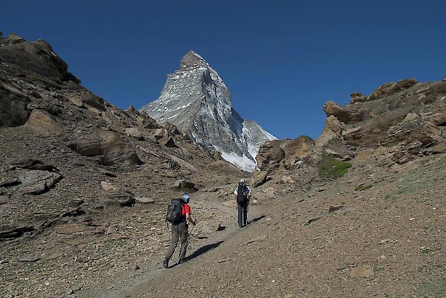 Zermatt investiert in den Ausbau des Wanderwegs zur Hörnlihütte.