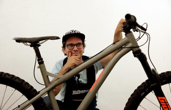 Individuelle Bikes. Eine Besonderheit seiner Fahrräder sind die Rahmen aus Titan.