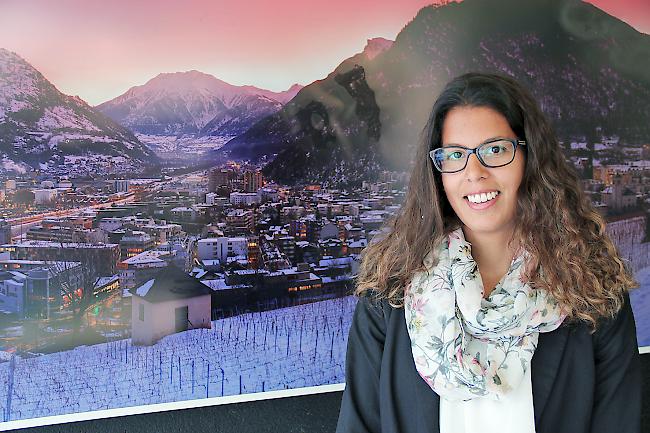 Wie lange bleibt sie? Mélanie Biehl ist die neue Geschäftsführerin von Visp Tourismus.