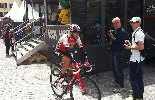Start zur 5. Etappe der Tour de Suisse in Brig am Mittwochnachmittag.