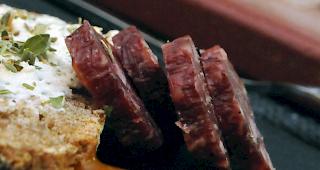 Frei von tierischen Produkten &ndash; die vegane Saaser Hauswurst.