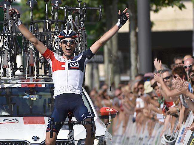 Schweizer Meistertitel an Fumeaux 1815.ch