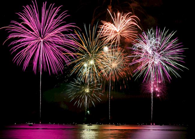 In den Tagen vor dem 1. August wird viel Feuerwerk eingeführt.