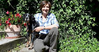 Ein eingespieltes Team &ndash; Marie-H&eacute;l&egrave;ne Fauch&egrave;re-Bonvin mit Hund &laquo;Flashy&raquo;.