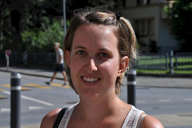 Claudia Giesler aus Altdorf: «Der 1. August ist ein traditioneller Tag im Kreise der Familie. Wir geniessen eine gemeinsame Grillade. Anschliessend besuchen wir die Feierlichkeiten in Altdorf. Hier in Visp bin ich nur in den Ferien.»