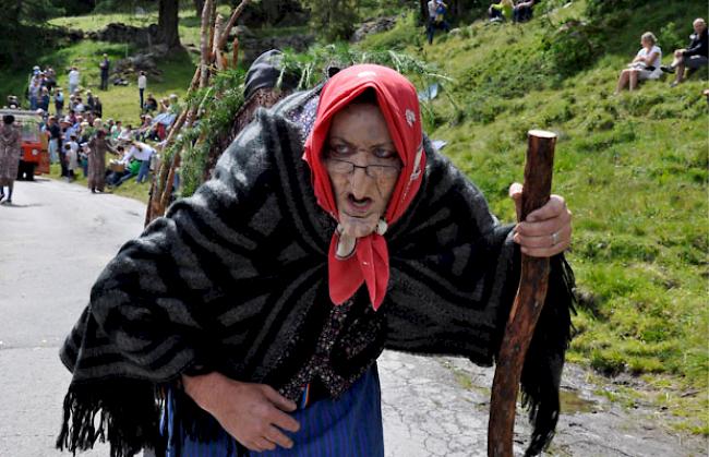 Die böse Hexe aus «Hänsel und Gretel» verbreitet gruselige Stimmung.