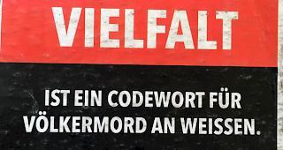 Flyer mit rechtsextremem Inhalt wurden am Montag in Visp verteilt.