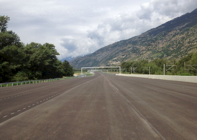 A9 von Gampel in Richtung Turtmann/Susten.