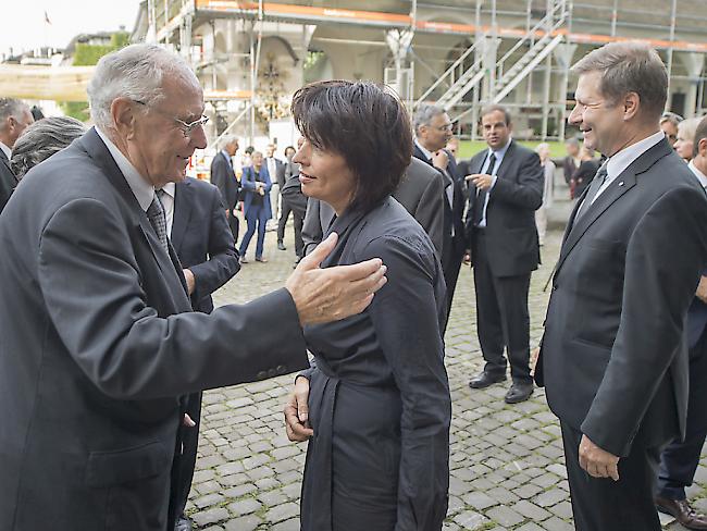 Erwiesen dem verstorbenen Luzerner alt Bundesrat Alphons Egli die letzte Ehre: Vizebundespräsidentin Doris Leuthard, alt Bundesrat Flavio Cotti und der Regierungspräsident des Kantons Luzern, Marcel Schwerzmann (rechts).