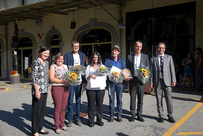 Berufliche Wiedereingliederung. Drei Personen und zwei Institutionen wurden ausgezeichnet.