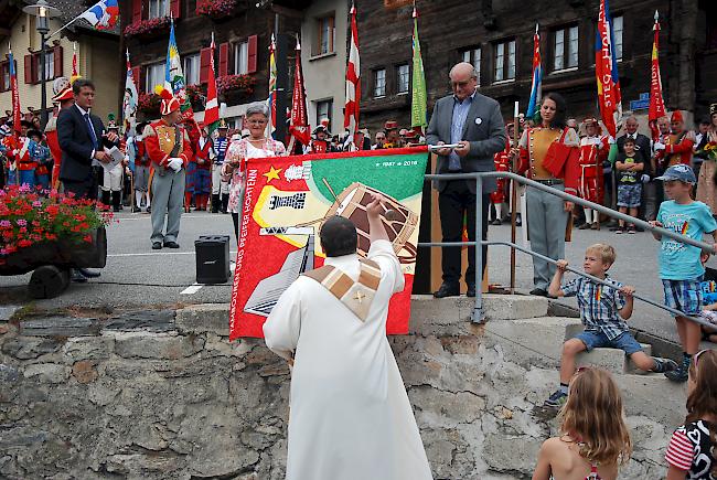 Impressionen vom Bezirksfest Westlich Raron in Hohtenn. 