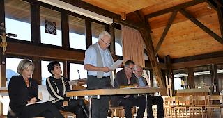 Die Walliser Pr&auml;fekten trafen sich heute im Zentrum St. Michael auf der Bettmeralp. 