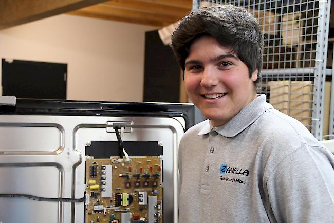 André Santos ist im ersten Lehrjahr zum Multimediaelektroniker.