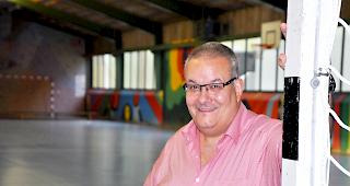 Der Visper Gemeinderat Elmar Furrer ist &uuml;berzeugt: &laquo;Die alte Mehrzweckhalle im Sand ist eine gute &Uuml;bergangsl&ouml;sung.&raquo;