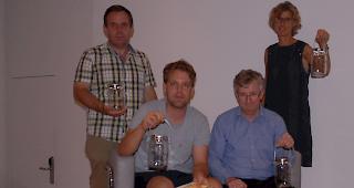 Pierre Yves Cina, Beat Ruppen, Josef Jenni und Catherine Martinson (von links) referierten und diskutierten am Freitagabend &uuml;ber Solarenergie.