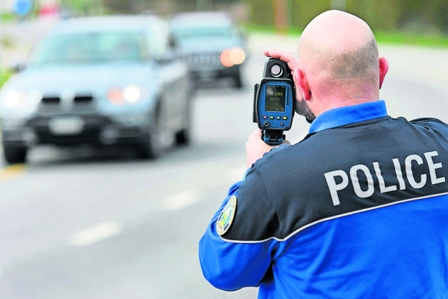 Fahrzeug mit fast 200 km/h aus dem Verkehr gezogen | 1815.ch