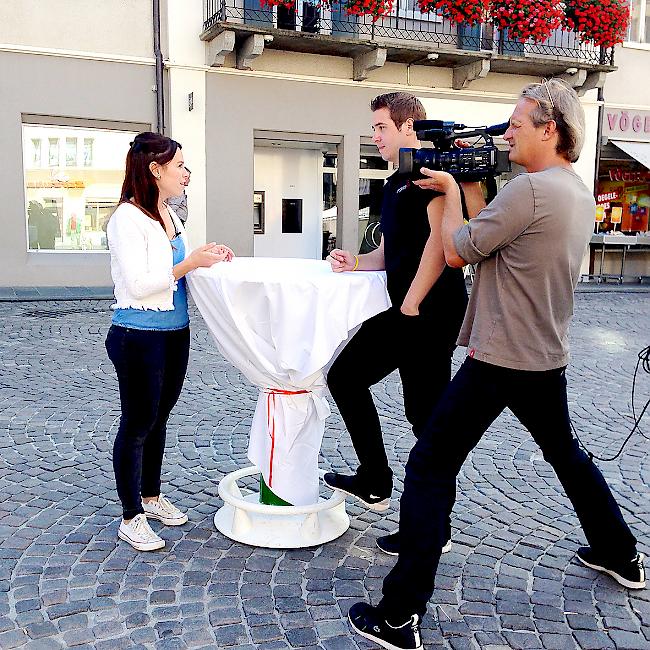 Die Dreharbeiten zum Film: Aline Langenegger im Gespräch mit Rafael Bittel.