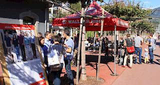 Die SP Naters stellt auf der &laquo;Roten Meile&raquo; ihre Kandidaten f&uuml;r die Gemeinderatswahlen 2016 vor.