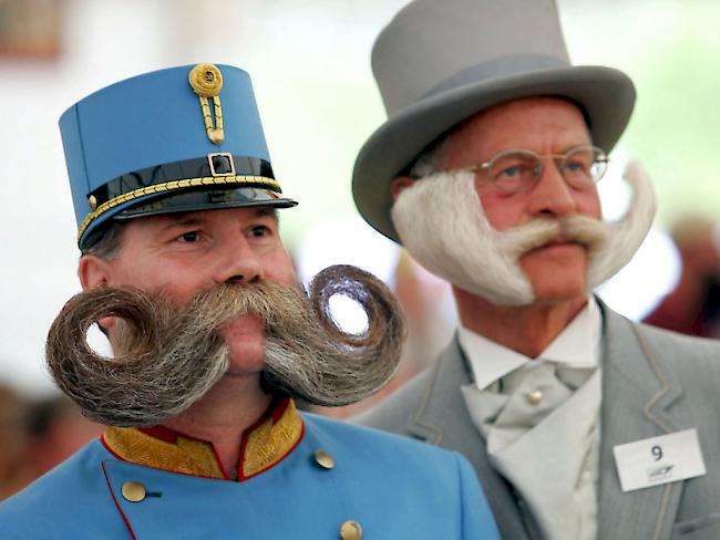 In Genf wird ein alter Zopf abgeschnitten: Die Polizisten dürfen auch hier bald ihren Bart spriessen lassen. (Symbolbild)