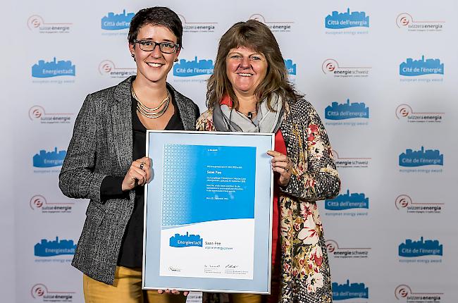 Patrizia Imhof, Energiestadt-Beraterin und Christa Bumann, Gemeindevizepräsidentin Saas-Fee