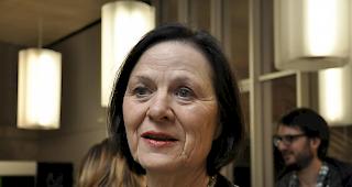 Esther Waeber-Kalbermatten gab sich am Freitagabend sehr entspannt: Sie tritt mit St&eacute;phane Rossini auf der offenen Liste der Walliser SP f&uuml;r die Staatsratswahlen 2017 an.