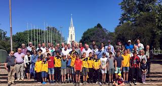 Die Delegation aus Brig-Glis, hier mit ihren Gastfamilien in San Jeronimo Norte, besuchte am Sonntag...