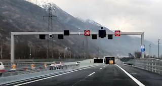 Wegen eines Verkehrsunfalls in Susten war die Strecke zwischen Susten und Gampel vor&uuml;bergehend gesperrt. (Archivbild)