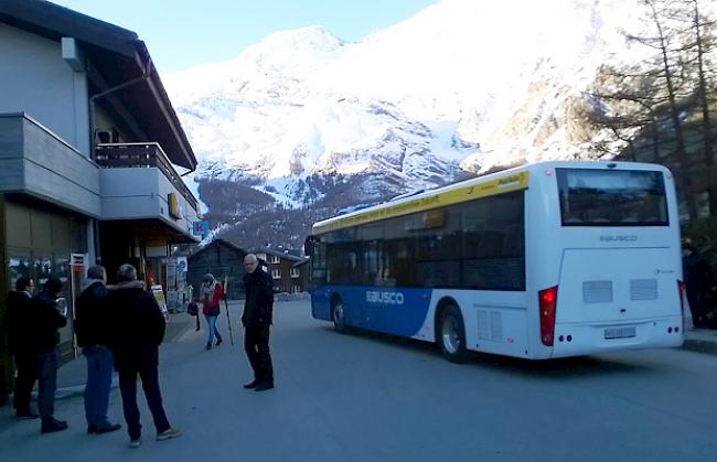 Die neuen Shuttlebusse von Saas-Fee.