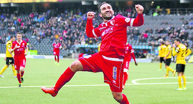 Jubelnde FC-Sitten-Spieler (im Bild Theofanis Gekas). Nach einem Fehlstart in die Meisterschaft drehten die Walliser auf.