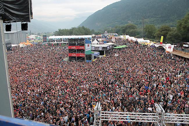 Erfreuliche Schlussbilanz: Gleich an zwei Tagen wurde am diesjährigen Open Air Gampel die magische Publikumsgrenze von 30‘000 Besuchern überschritten.