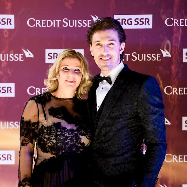 Fabian Cancellara (mit Ehefrau Stefanie) zum Abschluss seiner Karriere nochmals geehrt