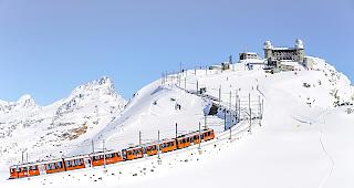 Bis oben. Die Gornergrat Bahn schafft auf ihrer Strecke fast 1500 H&ouml;henmeter.