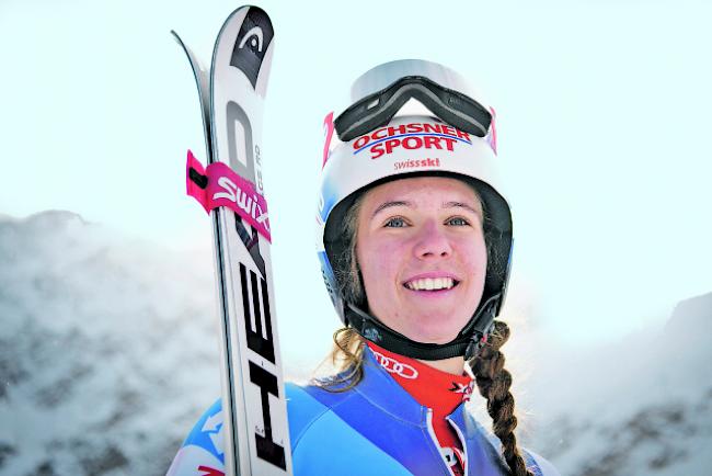 Die Walliserin Camille Rast muss ihren Saisonstart verschieben. (Archiv)