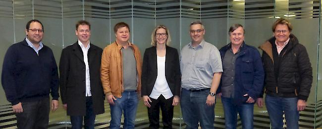 Verwaltungsrat und Geschäftsführung der FWV (v.l): Diego Flaviano, Franz Stucky, Dr. Philipp Teysseire, Stefanie Zimmermann (neue VRPräsidentin), Jörg Solèr (Vizepräsident), Rolet Gruber und Norbert Zuber.